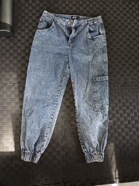 cuidado con el perro High-Rise Washed Blue Denim Jogger Jeans